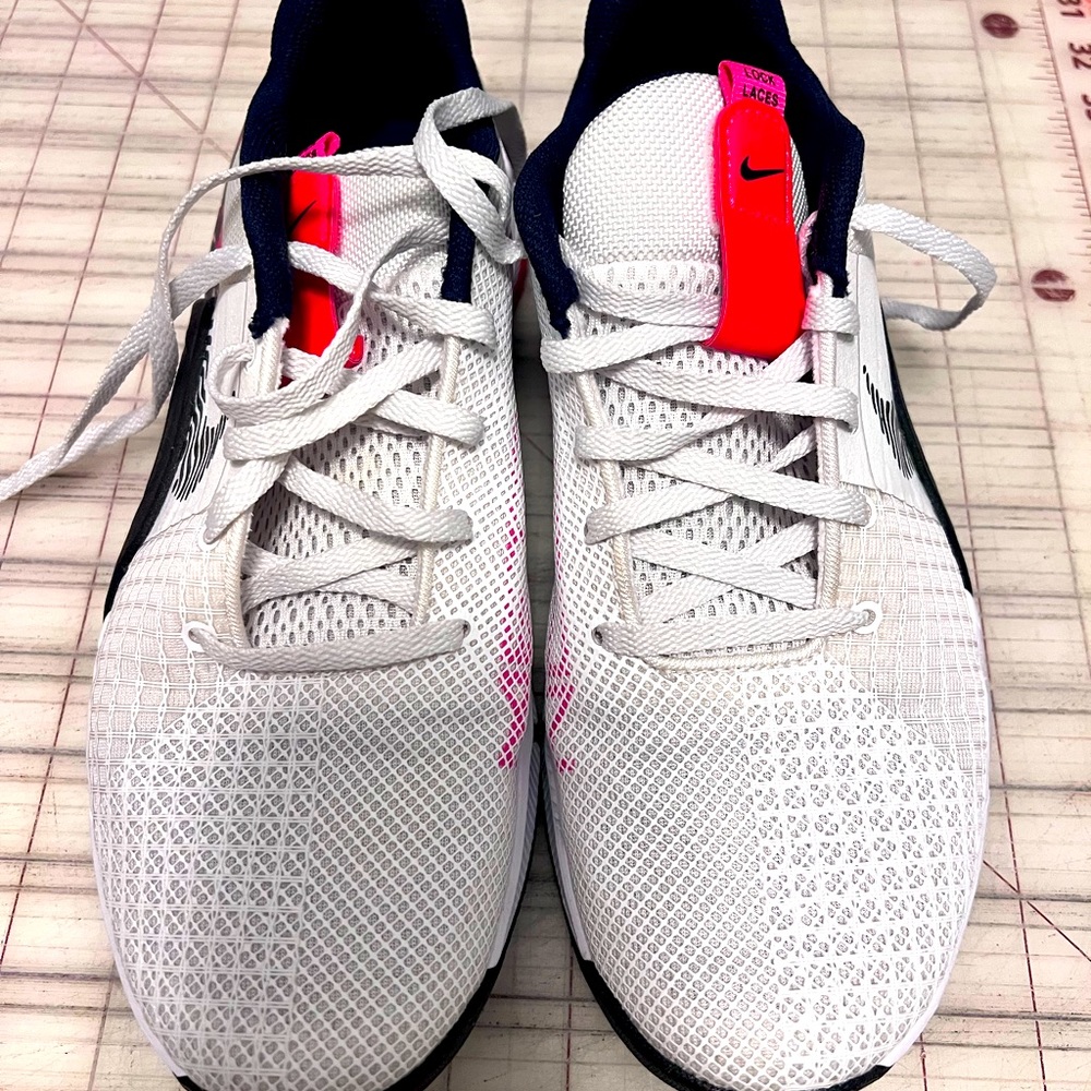Nike Metcon women’s shoe size 8.5